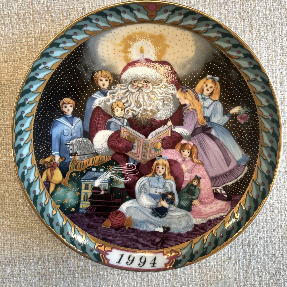 Bing & Grondahl Santa Claus Collection plate 1994